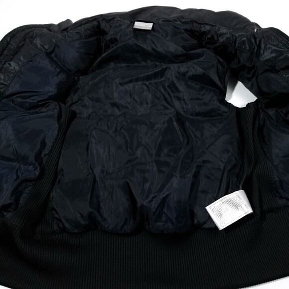 Nike Black Puffer Vest - Picture 6 of 7